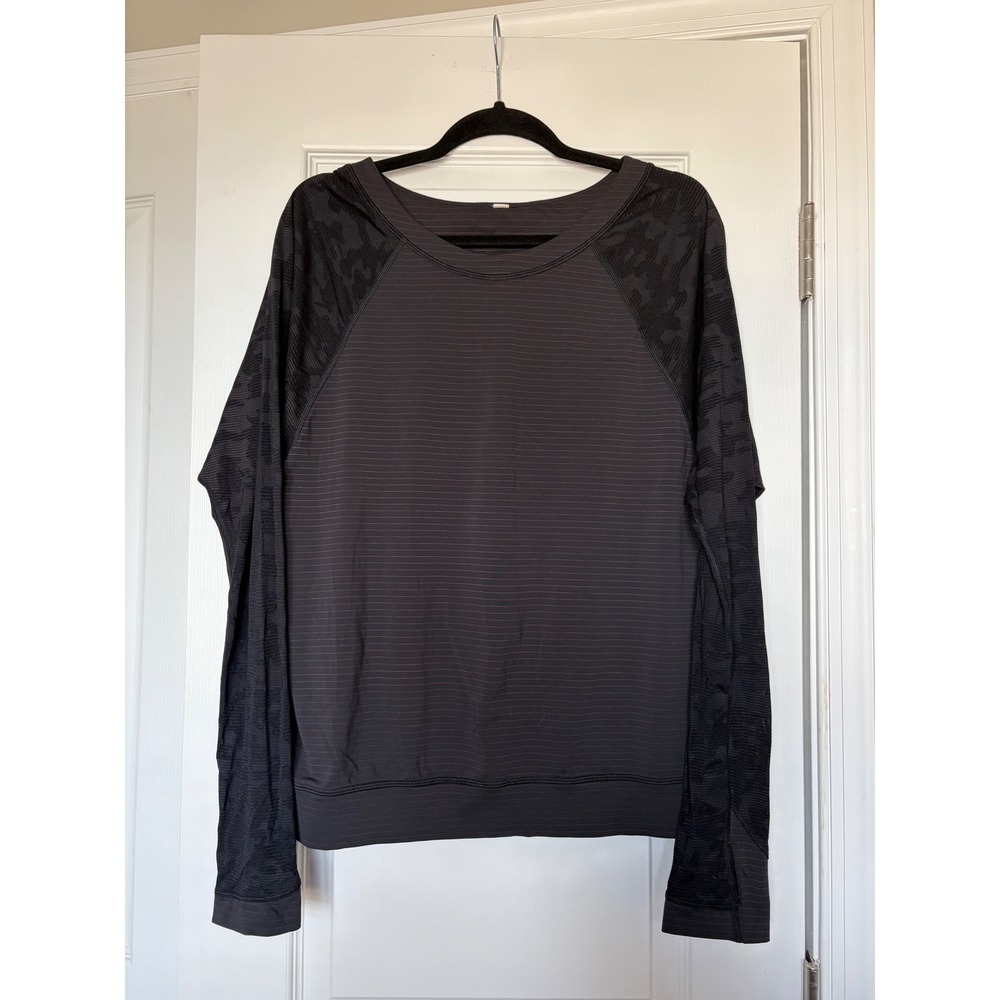Lululemon Womens Long Sleeve Camo Raglan Stripe Active Top Black Grey Thumbholes